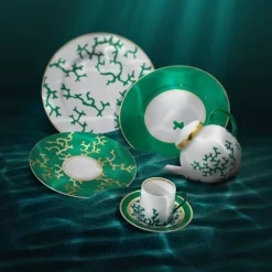 Assiette plate à aile 22 cm n°1 cristobal Raynaud