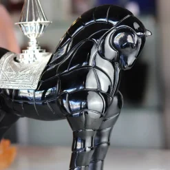 Cheval porteur de feu noir daum