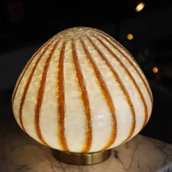 Lampe shesnut en verre spirale