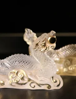 Sculpture dragon Tianlong Lalique