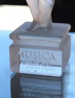 Sculpture music is love ange