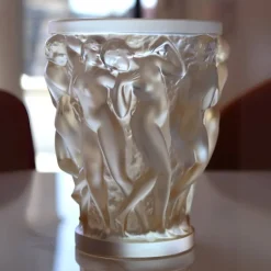 Vase bacchantes lustré or lalique