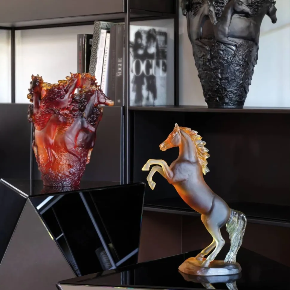 Vase cheval cavalcade magnum ambre daum